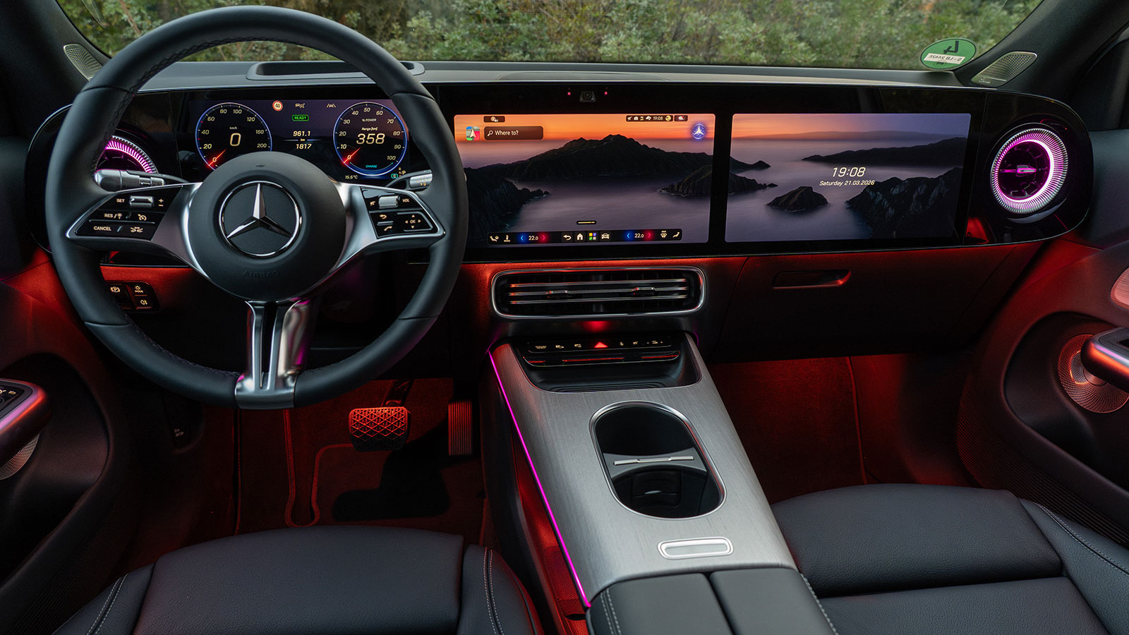Νέα Mercedes GLB ηλεκτρική φωτιζόμενα αστέρια MBUX Superscreen