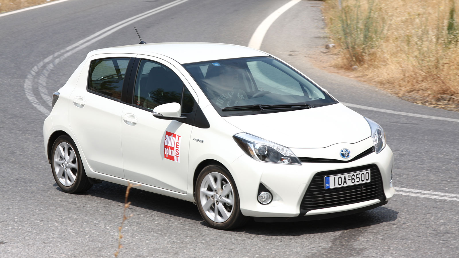 Toyota Yaris τρίτης γενιάς με υβριδικό σύστημα 100 ίππων