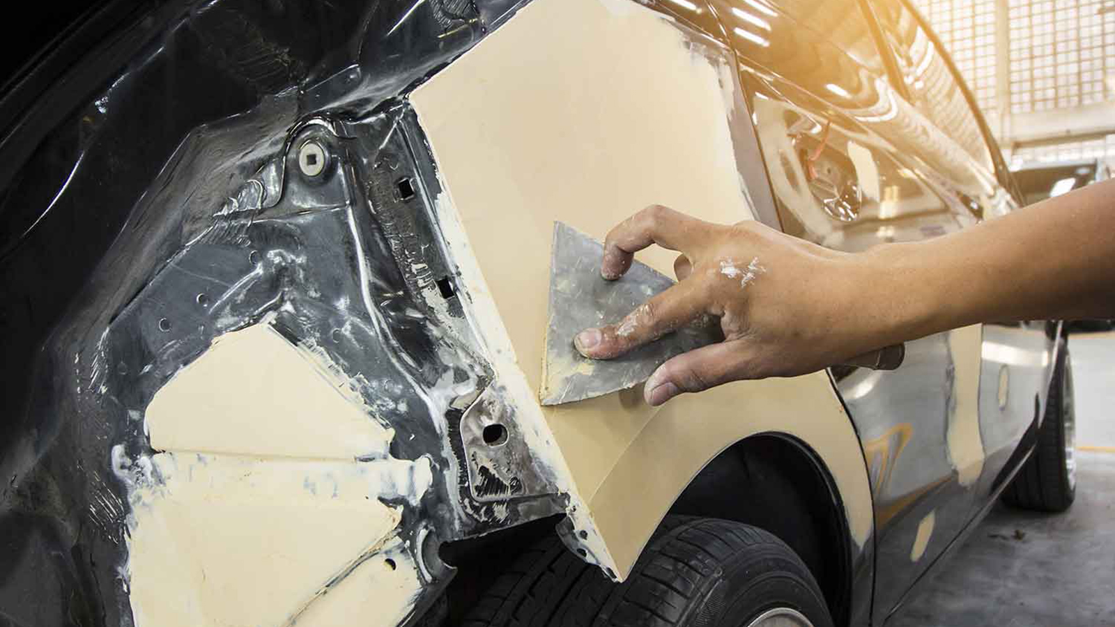 Ζημιά στο αμάξωμα; Πότε πρέπει να το πας στο φανοποιείο!