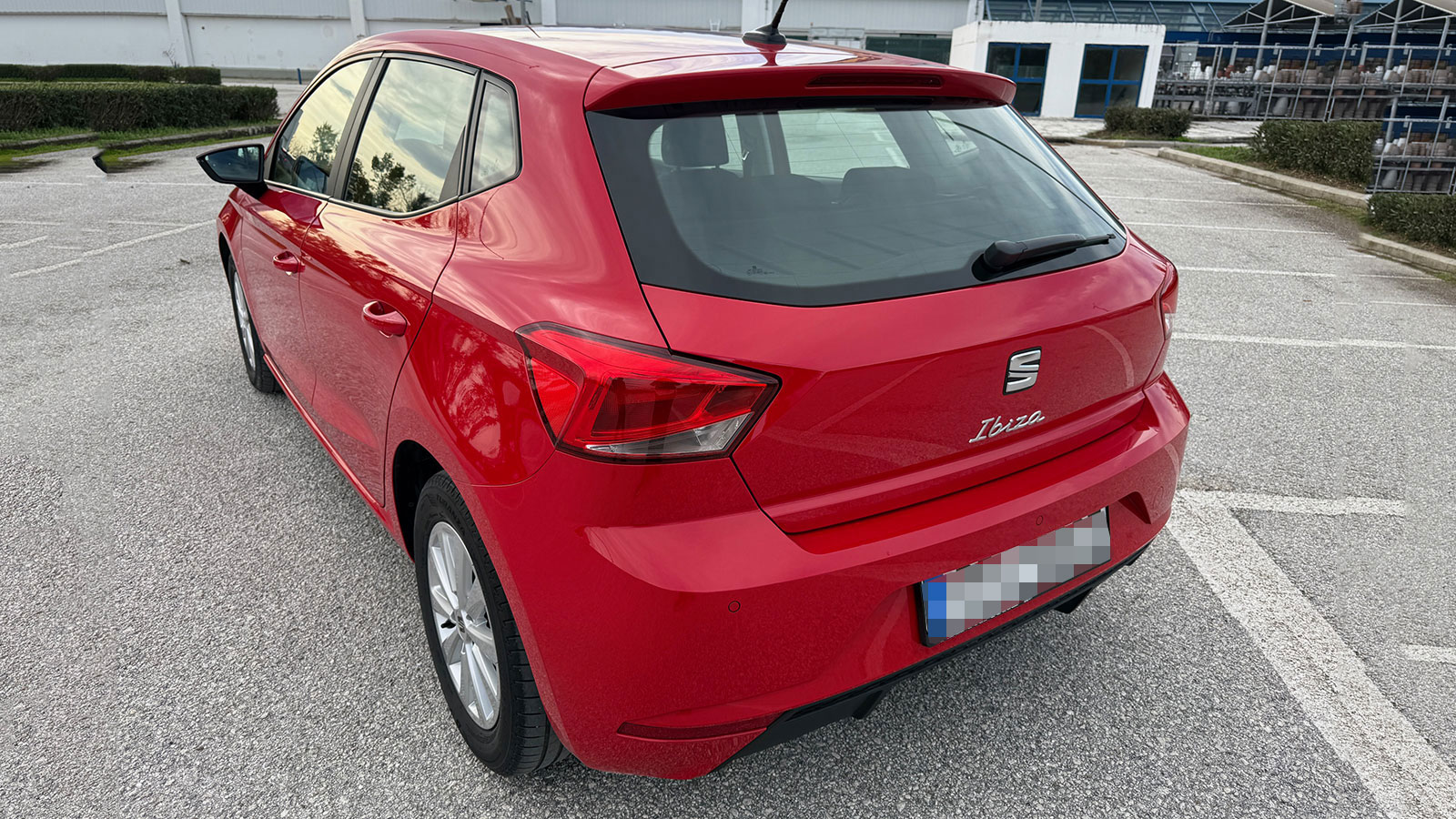 Απόλυτα ικανοποιημένος από τις τιμές και από την εξυπηρέτηση του after sales της SEAT δηλώνει ο κ. Τσαρέας.