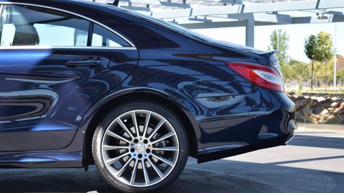 Η Mercedes προσφέρει ποικιλία γνήσιων ελαστικών, για να επιλέξετε το ελαστικό που ταιριάζει περισσότερο στο προσωπικό στυλ οδήγησης. 