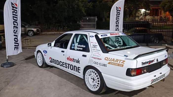 Μέγας χορηγός της  Tsakanikas Performance με Bridgestone η Elastrak!  