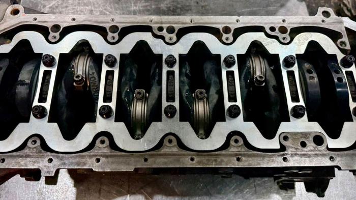 Engine Tech By Dakis