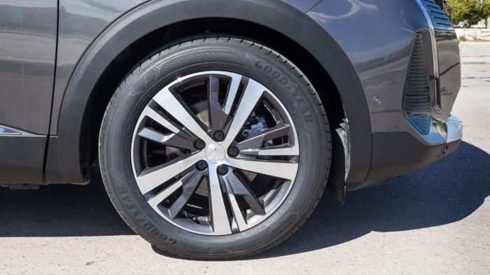 Peugeot 3008 με Goodyear & top επιδόσεις διαρκείας 