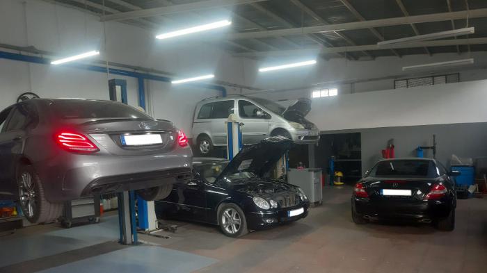 Σιδέρης Specialist Service στα Mercedes & Smart στο Κορωπί 