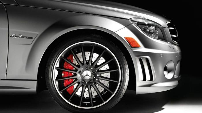Τα γνήσια ελαστικά της σειράς Mercedes Original εμφανίζουν μεγαλύτερο κύκλο ζωής ενώ προσφέρουν και καλύτερο κράτημα στο όχημα.