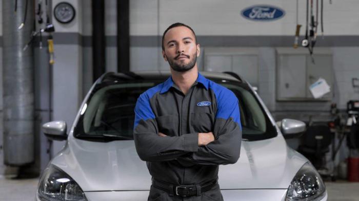 Ford δωρεάν διαγνωστικός έλεγχος και check μπαταρίας. Service & After Sales υπηρεσίες νέας εποχής.

