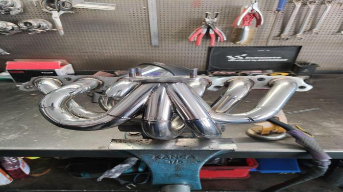 Exhausts Developed By Odysseas Expert στις εξατμίσεις 