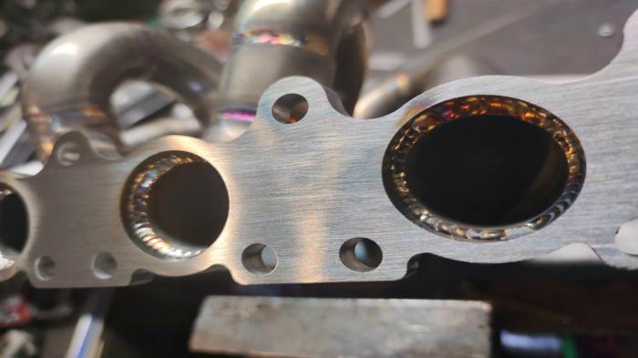 Exhausts Developed By Odysseas Expert στις εξατμίσεις 