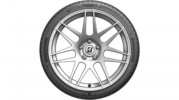 Το 1ο ηλεκτρικό SUV Maserati φοράει Bridgestone
