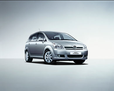 Ανανέωση για το Toyota Avensis Verso