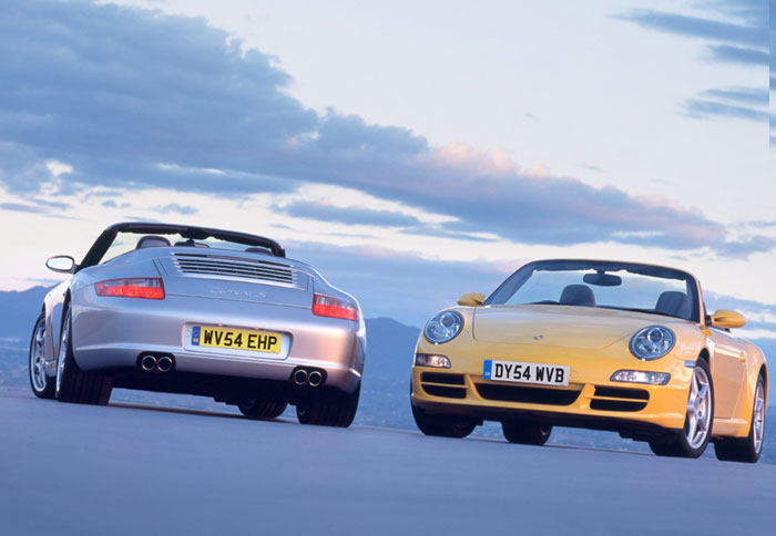 Οι δύο νέες Porsche 911 Cabriolet