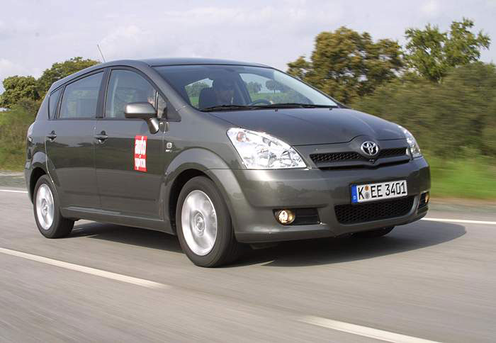 Το Corolla Verso από 21.980 ευρώ