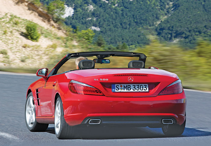 Εντυπωσιάζει η νέα Mercedes SL!
