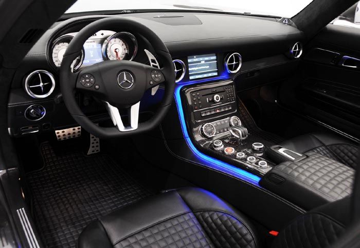 Εντυπωσιακή είναι και η μεταμόρφωση του εσωτερικού.