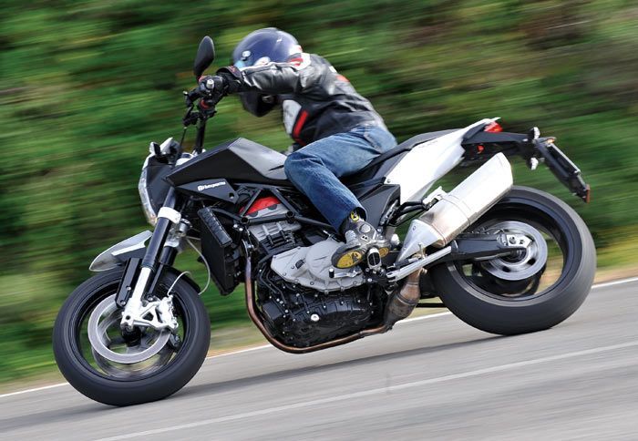 Πλέον, κάθε μοντέλο της Husqvarna συνοδεύεται από δωρεάν υπηρεσίες οδικής βοήθειας για δύο χρόνια.
