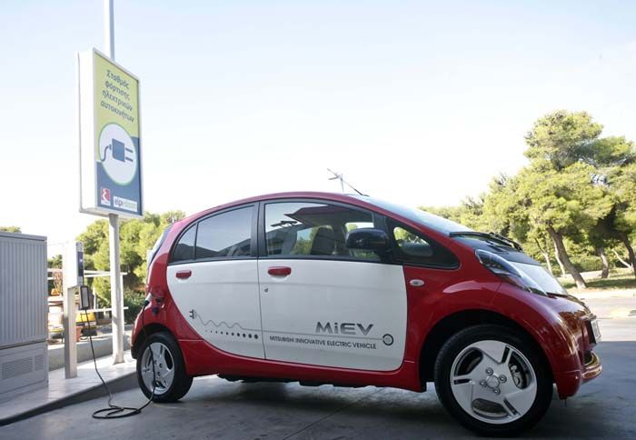 Το απολύτως οικολογικό Mitsubishi i MiEV θα αποτελέσει έναν από τους συμμετέχοντες του 29ου Κλασσικού Μαραθωνίου Αθηνών. 