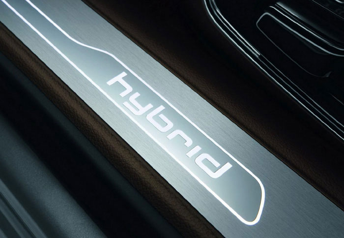 Audi A8 Hybrid: η οικονομική ναυαρχίδα!