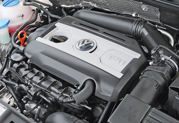 Οι γνωστοί κινητήρες τεχνολογίας TSI, με απόδοση από 105 μέχρι 200 ίππους, κινούν το νέο Beetle