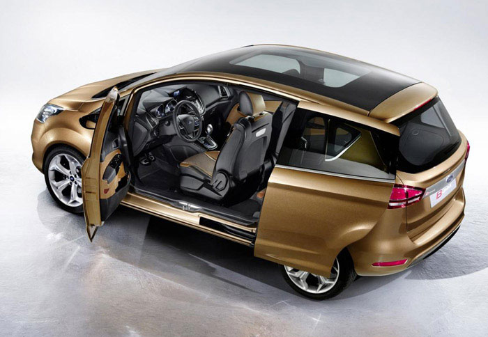 Κύρια χαρακτηριστικά του οι συρόμενες πίσω πόρτες και η απουσία μεσαίας κολώνας!