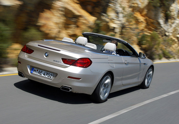 Χρησιμοποιεί μαλακή οροφή που χρειάζεται 19 δλ. για να ανοίξει και 24 δλ. για να κλείσει