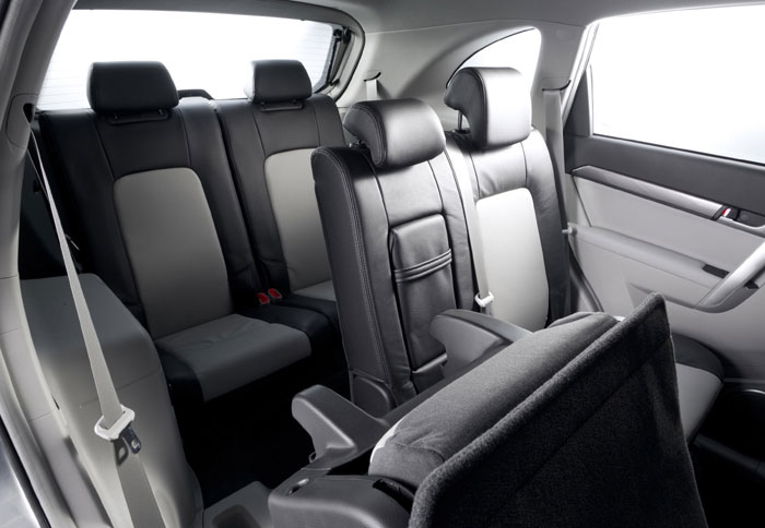 Το Captiva μπορεί να εξυπηρετήσει πληθώρα μετακινήσεων αφού διαθέτει έως και 7 θέσεις 