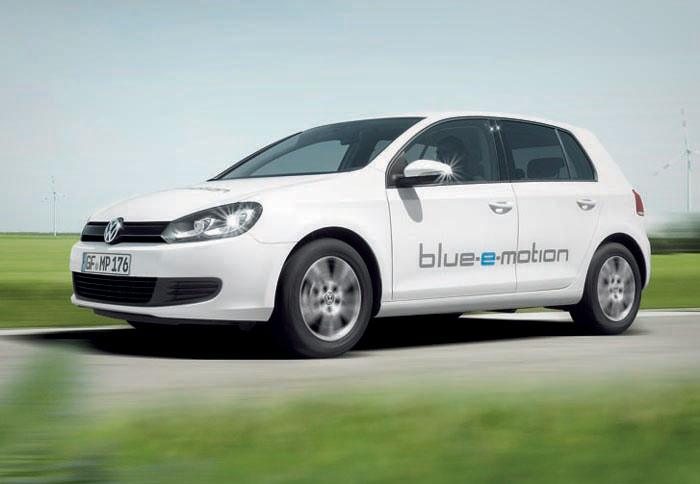 Το ηλεκτρικό VW Golf blue-e-motion