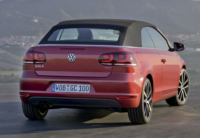 Η χρήση μαλακής οροφής αφήνει 250 λίτρα ελεύθερα στο χώρο των αποσκευών, ανεξαρτήτως της θέσης της