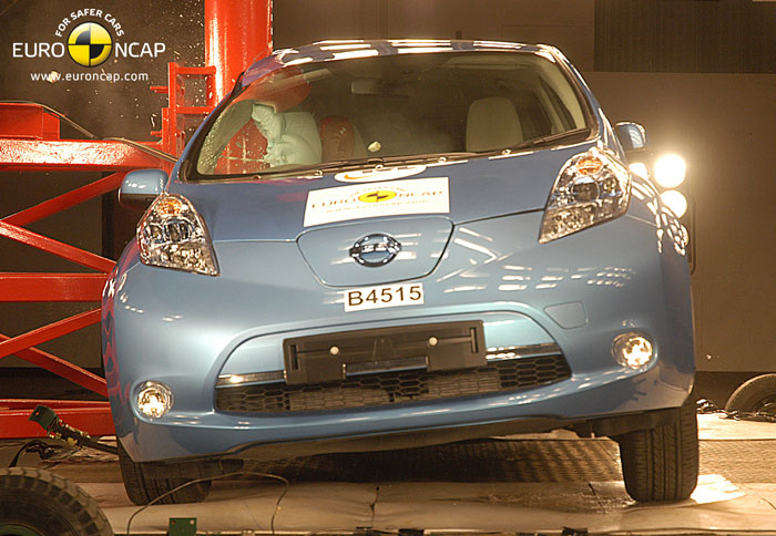 Το Nissan LEAF είναι το πρώτο ηλεκτρικό που αποσπά τη μέγιστη διάκριση των 5 αστέρων