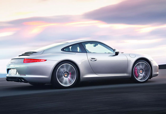 Προς το παρόν το μοντέλο θα διατίθεται σε δύο εκδόσεις με 350 και 400 ίππους 