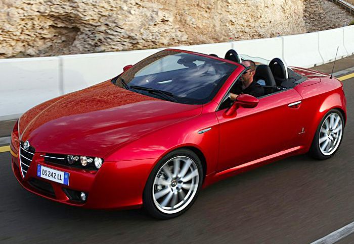 To 2014 θα λανσαριστεί η νέα γενιά της Alfa Romeo Spider (στη φωτό η υπάρχουσα).
