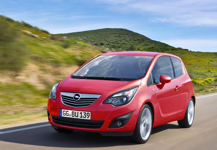 Αυτή είναι η κατασκοπευτική ηλεκτρονικά επεξεργασμένη εικόνα του Adam που δημοσιεύσαμε στο auto τρίτη εδώ και καιρό. Μένει να δούμε πόσο ακριβής είναι