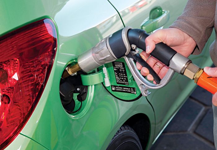 Πρόστιμα 16,6 εκατ. σε πρατήρια καυσίμων 