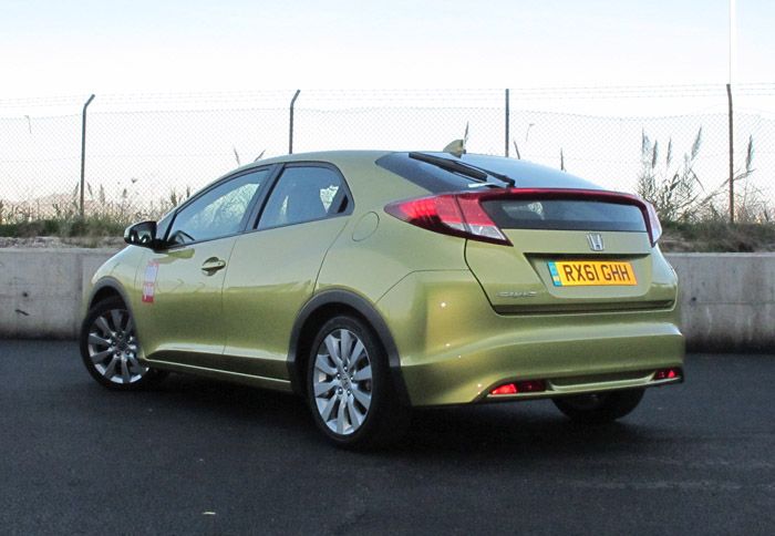 Ο έντονος χαρακτήρας του νέου μικρομεσαίου Honda εκδηλώνεται με την 1η ματιά. 