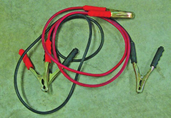 Τα καλώδια των ρευματαγωγών σας βοηθούν να εκκινήσετε όταν η μπαταρία έχει αντίθετη γνώμη.
