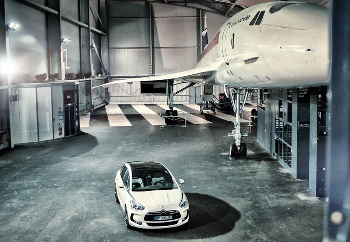 Το DS5 αποτελεί το πρώτο Citroën που χρησιμοποιεί την τεχνολογία HYbrid4.