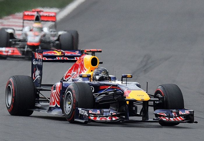 Για άλλη μια φορά ανενόχλητος νικητής ο S. Vettel που σιγούρεψε και το πρωτάθλημα για τη Red Bull.