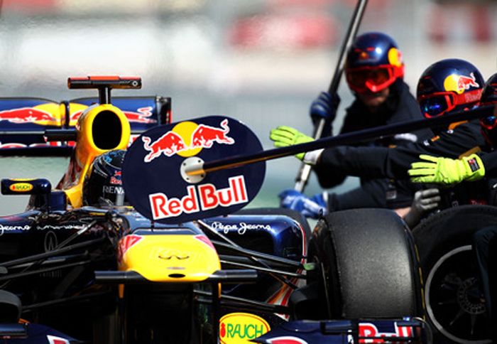 Η Mercedes GP μαζί με τη Red Bull είναι οι πιο γρήγορες ομάδες στα pit stops.