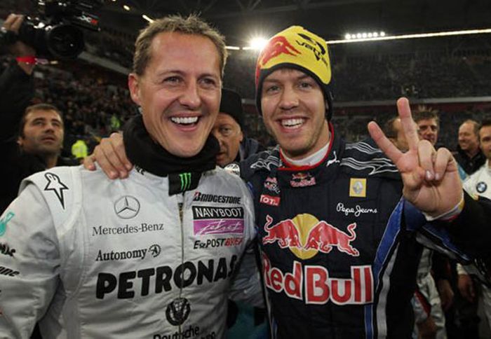 Οι M.Schumacher και S.Vettel κέρδισαν την πρώτη ημέρα του RoC 2011 το Κύπελλο των Εθνών, το οποίο πήγε στη Γερμανία.