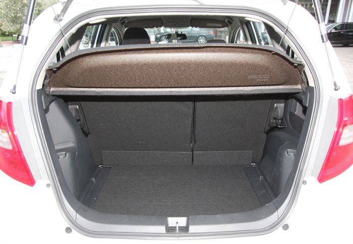 Μεγάλος σε χωρητικότητα, με πρακτικό άνοιγμα και εκμεταλλεύσιμο σχήμα ο χώρος αποσκευών των 337 λίτρων. 