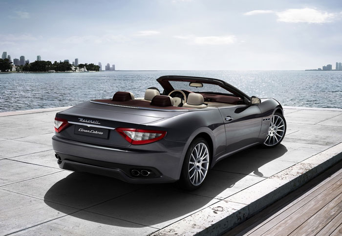 Βασίζεται στη GranTurismo S. ¶λλωστε φορά το ίδιο κινητήριο σύνολο των 440 ίππων.