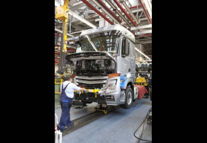 Από το 1996, περισσότερα από 700.000 Actros έχουν εξέλθει από την γραμμή παραγωγής του Wurth.