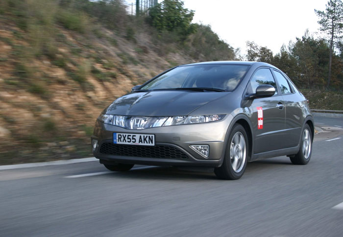 Οδηγούμε το νέο Honda Civic