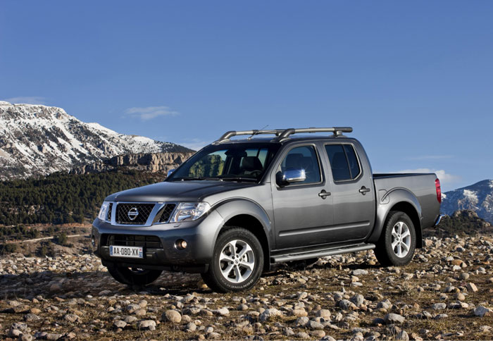 Μέσα στο καλοκαίρι, η Nissan θα λανσάρει στις διάφορες αγορές της ΕΕ μια νέα βασίκή έκδοση του Navara με πληρέστατο εξοπλισμό και κινητήρα 144 ίππων.