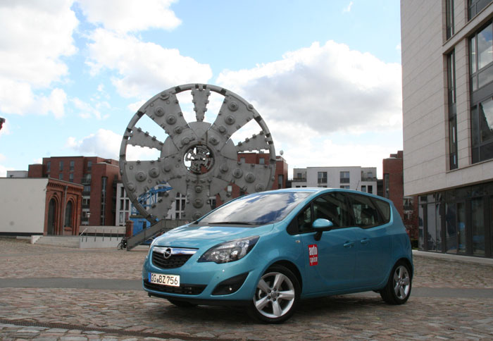 Οδηγούμε το νέο Opel Meriva