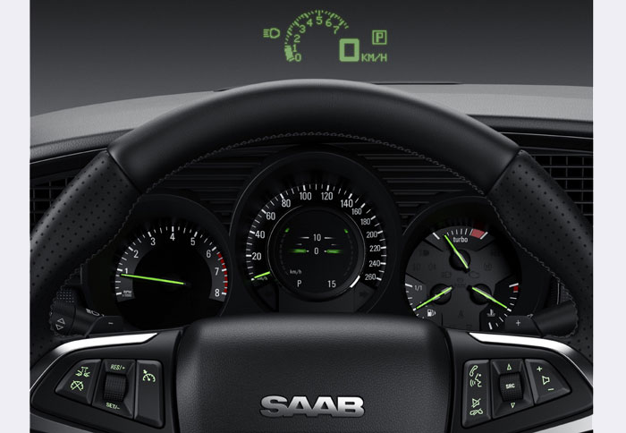 To Head-Up Display βοηθά ώστε να μην αποσπάται η προσοχή του οδηγού από το δρόμο 