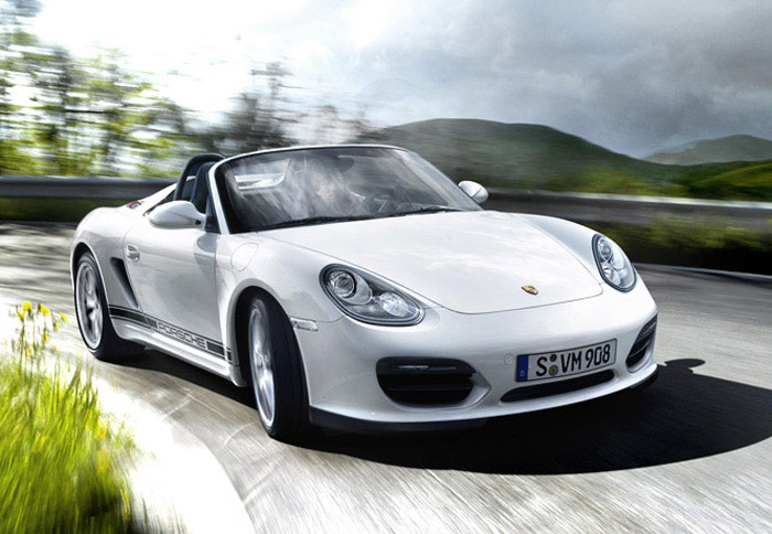 H νέα Boxster θα διατίθεται με μικρότερους κινητήρες. Εδώ η έκδοση Spyder