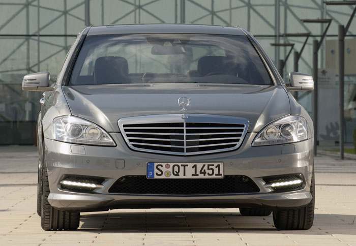 Με το σύστημα AdBlue&reg; η Mercedes S 350 BlueTEC είναι ένα από τα πιο «καθαρά» πολυτελή οχήματα στον κόσμο  