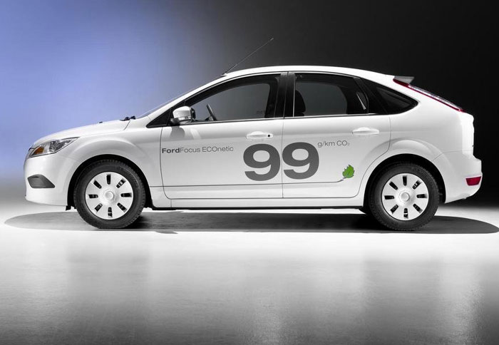 Η τελευταία έκδοση του Ford ECOnetic χρησιμοποιεί απλές λύσεις για να κατεβάσει τη μέση κατανάλωση στα 5 λ./100 χλμ.