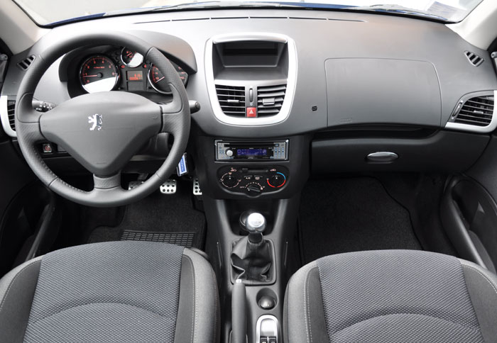 Αναβαθμισμένο συνολικά είναι το εσωτερικό του μοντέλου